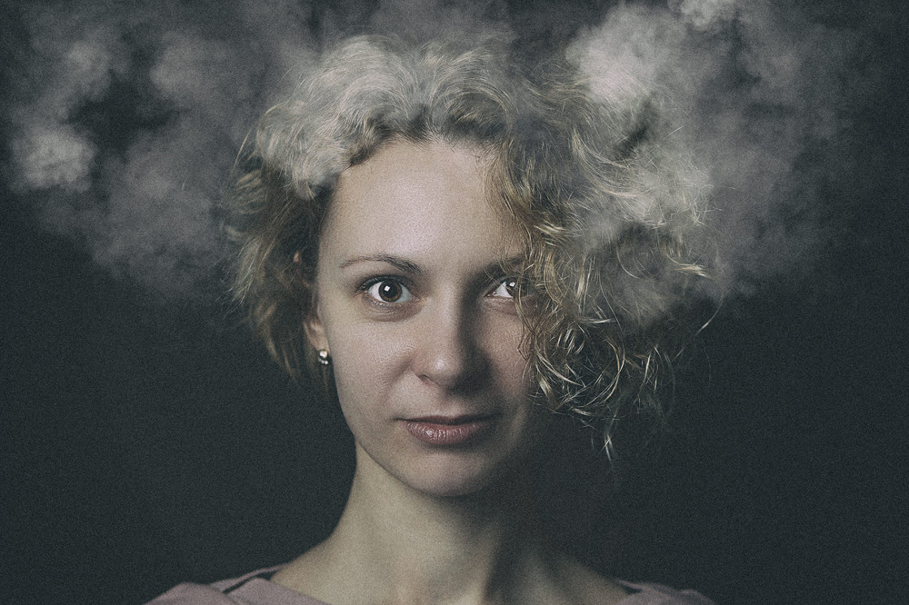 Фотографія ©" Рабочий день её почти уже закончен, А дебет с кредитом остался не сведен") / Oleg Kirienko / photographers.ua