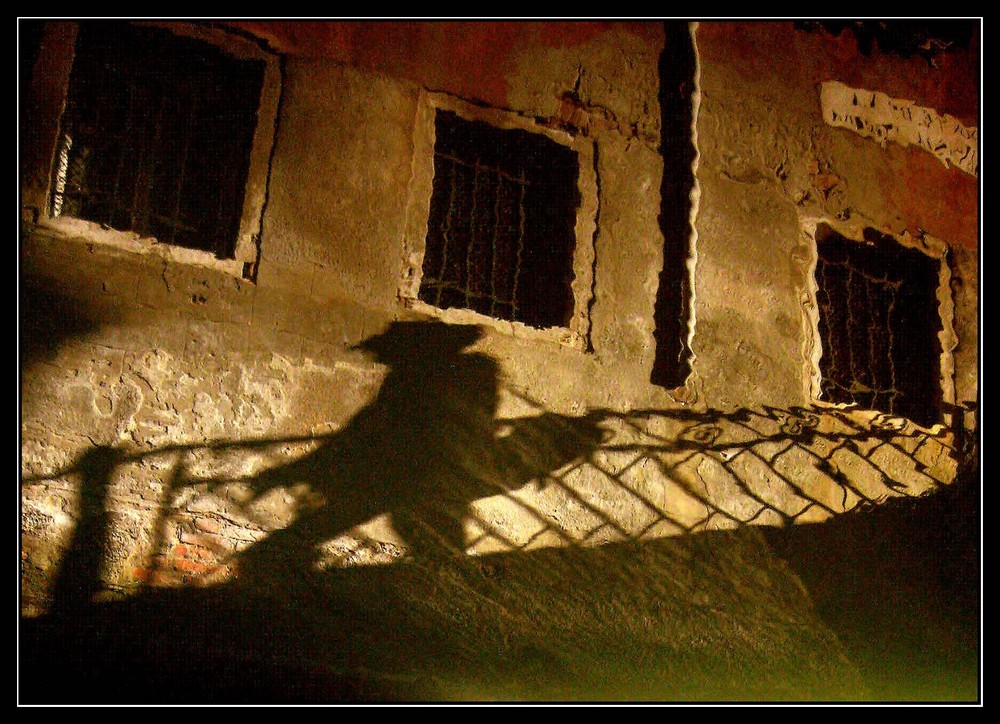Фотографія STRANGE MAN...Shadow in the water.. / Lika Go / photographers.ua