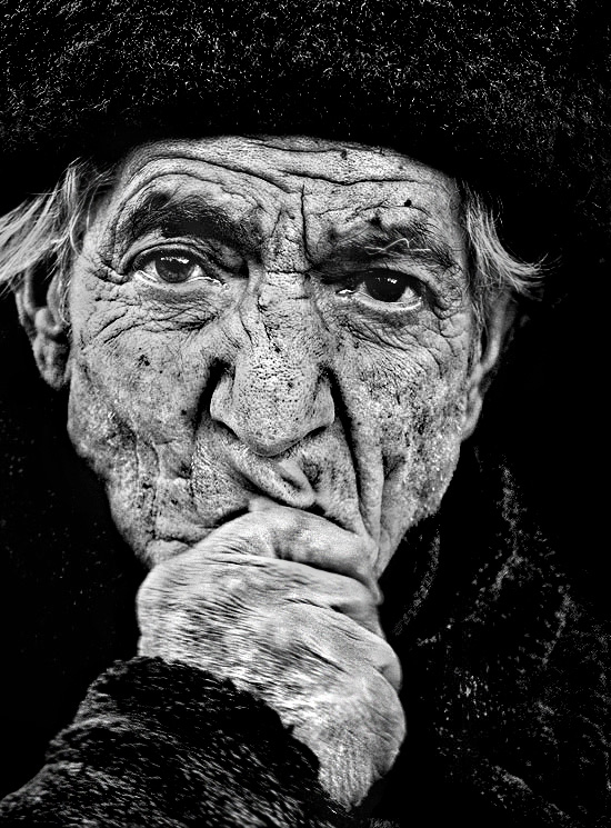 Фотографія Грустить об утерянном времени... / Дмитрий Лукьяненко / photographers.ua