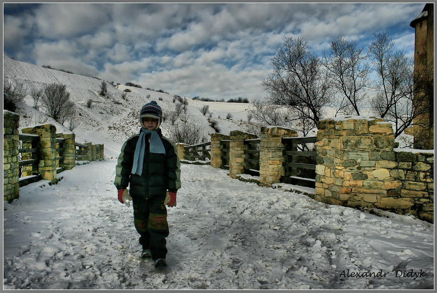 Фотографія Люди и мосты.Между прошлым и настоящим..... / Olexander Didyk / photographers.ua