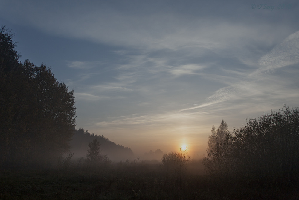Фотографія Сонце встає, а птах осені летить і летить / TSerg (Сергій) / photographers.ua