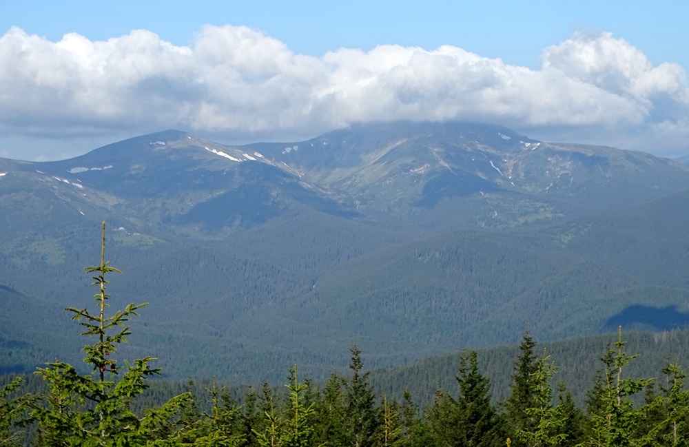 Фотографія Хмара застрягла / Артур Сіренко / photographers.ua