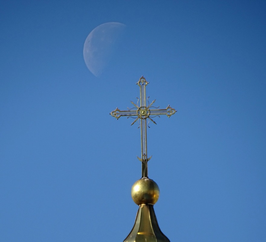 Фотографія Місяць і хрест / Артур Сіренко / photographers.ua