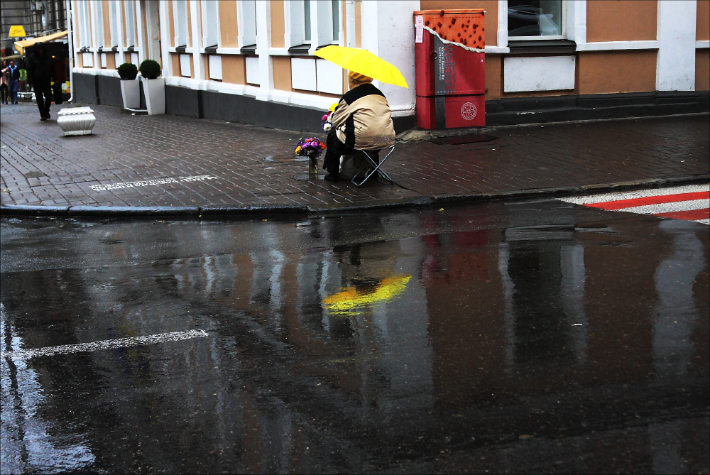 Фотографія в городе дождь / Svetlana Korolyova / photographers.ua