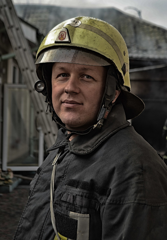 Фотографія Рятувальник за роботою / Костянтин Черкай / photographers.ua
