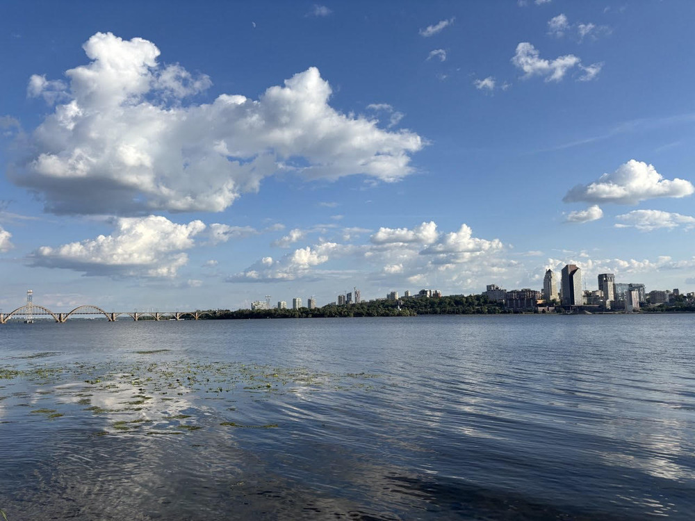 Фотографія у Дніпрі, на березі Дніпра / Donald Duck / photographers.ua
