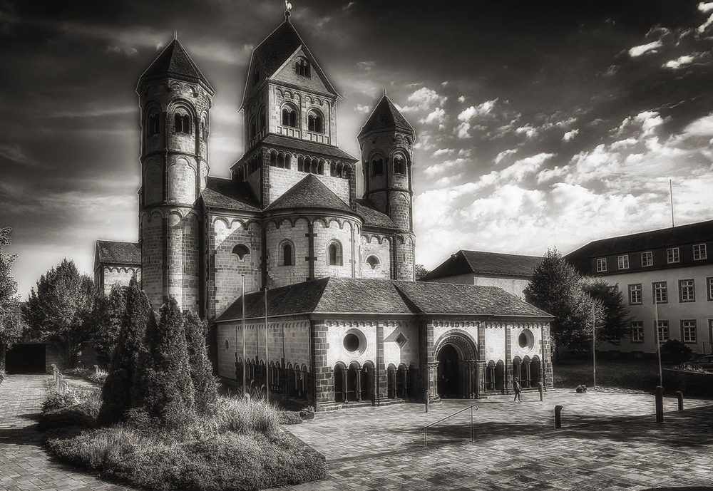 Фотографія Лаахское-аббатство / Andronik Aleksander / photographers.ua