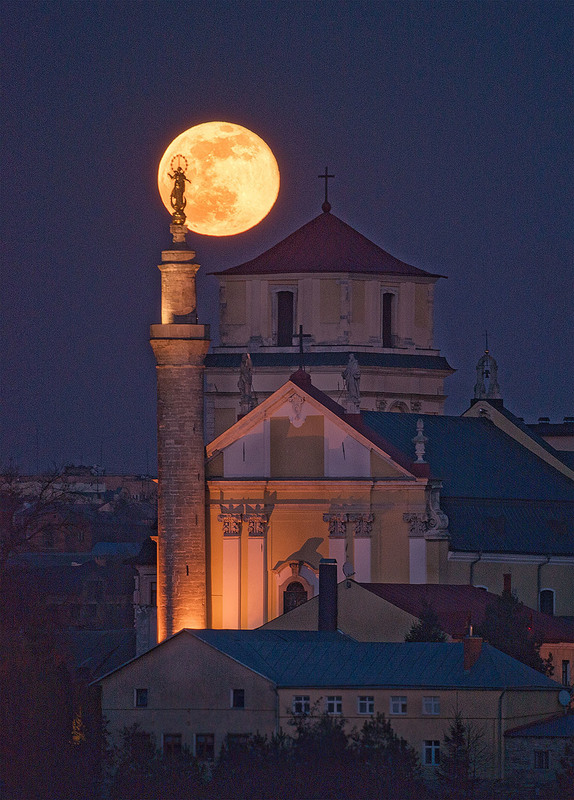 Фотографія Місяць над мінаретом. / Uvarov Roman / photographers.ua