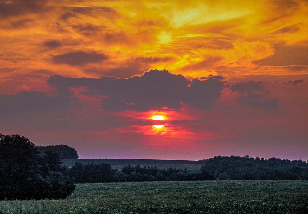 Фотографія Захід сонця над Холодноярським селом Грушківка / Ігор Солодовніков / photographers.ua