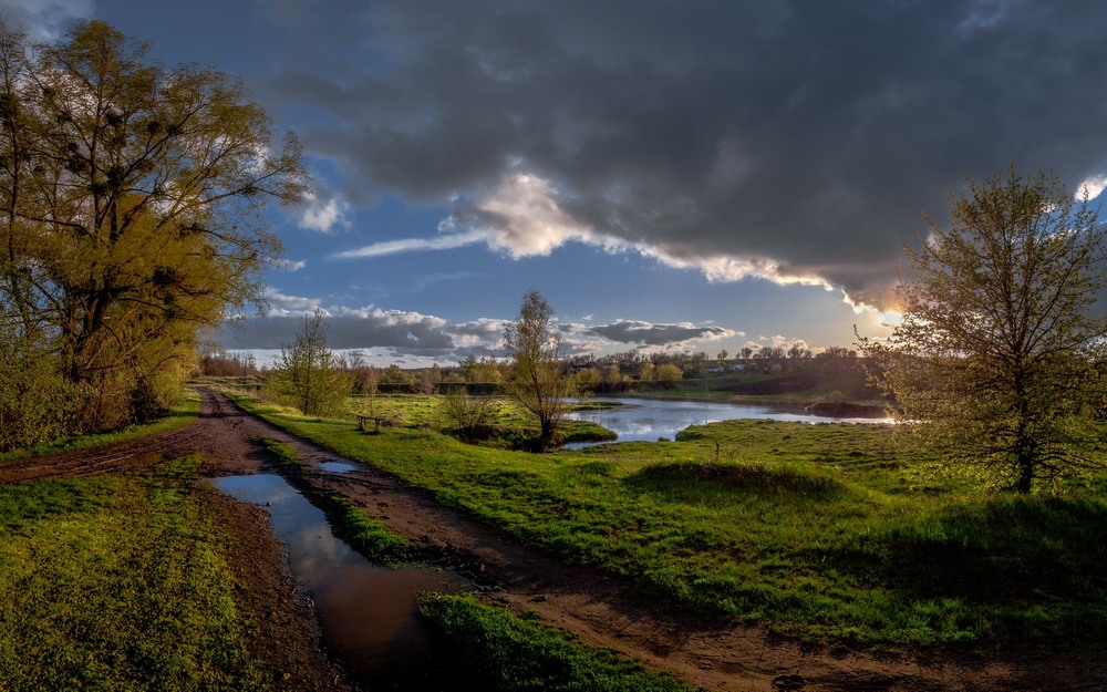 Фотографія Налетіла чорна хмара / Ігор Солодовніков / photographers.ua