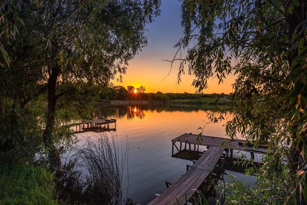 Фотографія Сонце сідає над ставком / Ігор Солодовніков / photographers.ua
