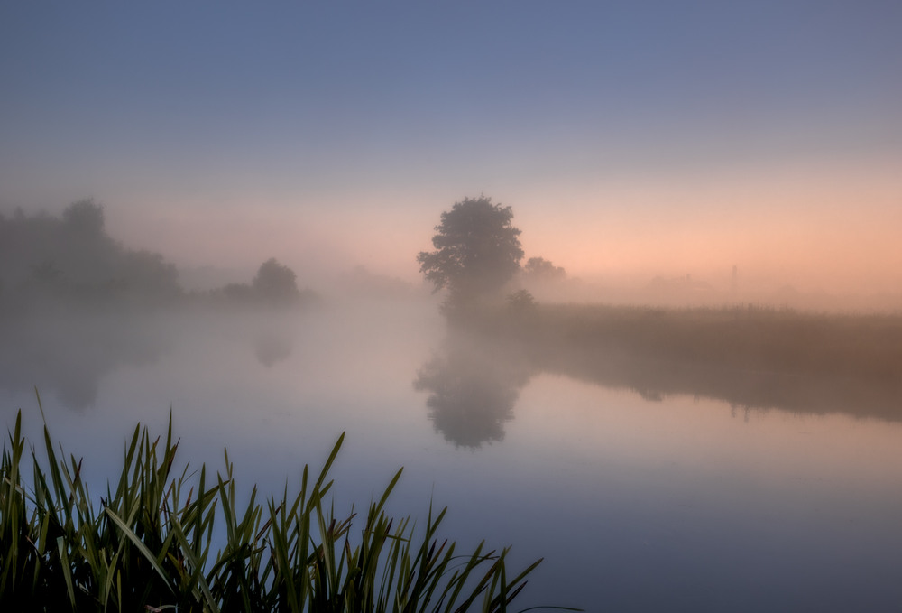 Фотографія Вічно блукаємо в царстві примар, - правди питаємо В сонця і хмар… / Ігор Солодовніков / photographers.ua