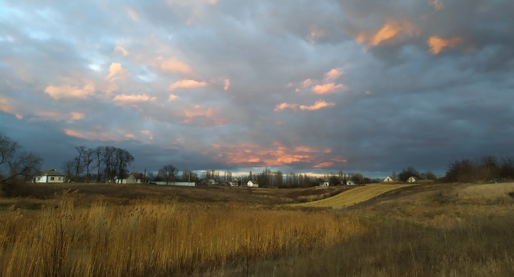 Фотографія Сутеніє на околиці села / Anatoliy Storchak / photographers.ua