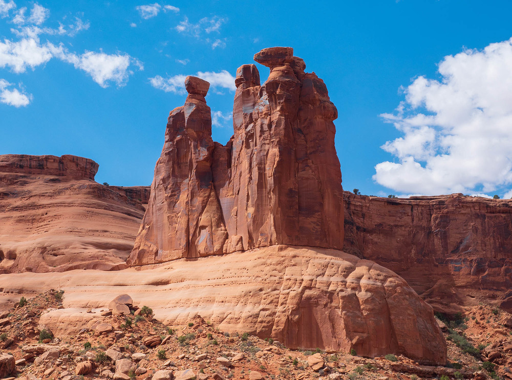 Фотографія Скальная группа в кепках / Евгений Кузьмичев / photographers.ua