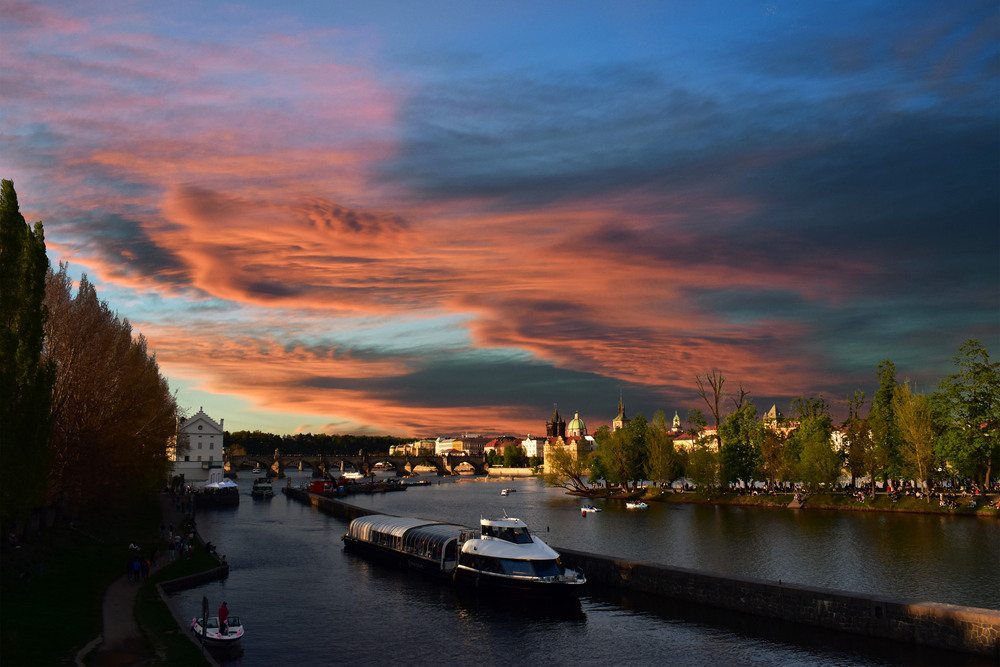 Фотографія Травень 2022 року / Крутий Николай / photographers.ua