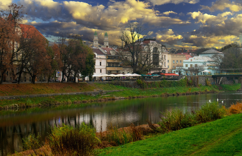 Фотографія Історій потік нескінченний Хранить ця перлина мала / Крутий Николай / photographers.ua