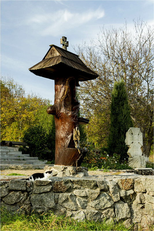 Фотографія Іконостас біля козацького храму / EAS / photographers.ua