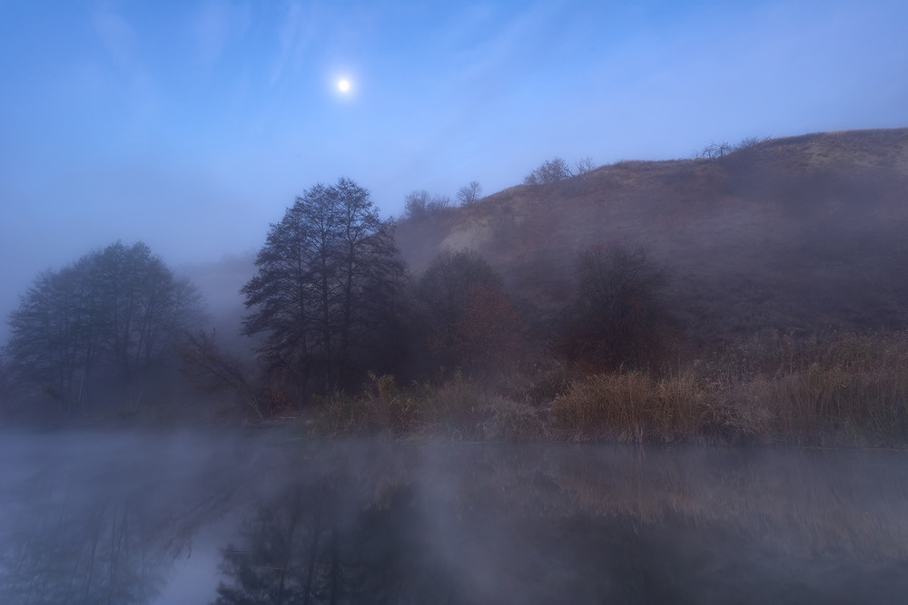 Фотографія Луна перед рассветом / Олександр Дворичанський / photographers.ua