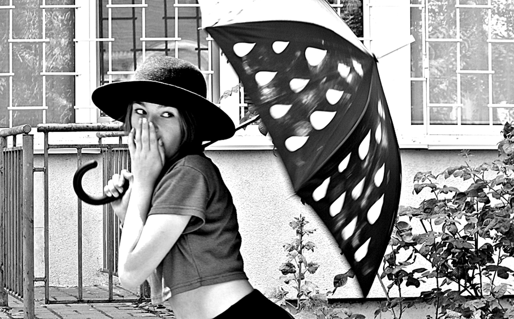 Фотографія Портрет дівчинки з парасолькою / Ludmila / photographers.ua