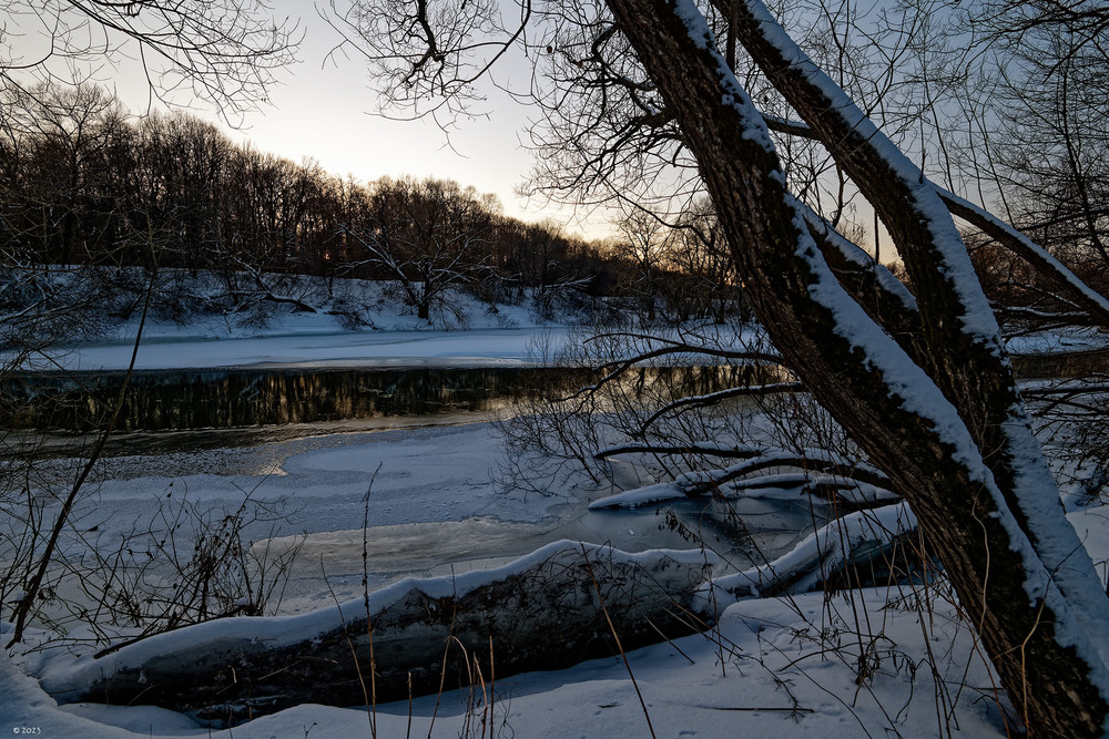 Фотографія На річці. Лютневий морозний захід сонця.. / AlexPP / photographers.ua