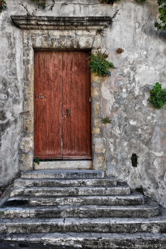 Фотографія No One Leaves Through This Door Anymore / Sergiy Tkachenko / photographers.ua