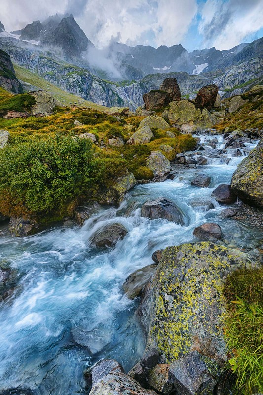Фотографія In the Heart of the Alps. Where Glacial Waters Sing to Eternal Peaks / Sergiy Tkachenko / photographers.ua