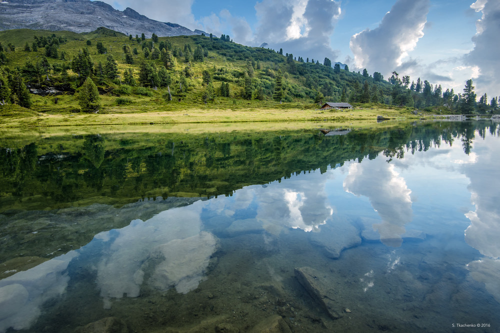 Фотографія Engstlensee / Reflections of a Wandering Sky Upon Silent Waters #2 / Sergiy Tkachenko / photographers.ua