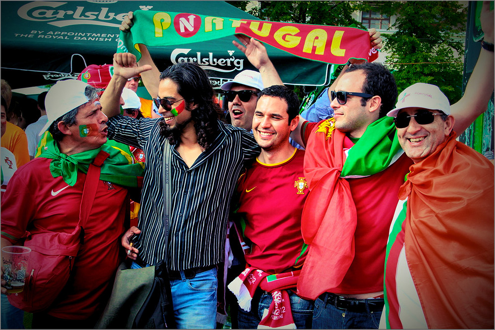 Фотографія Пристрасні Португальські вболівальники / Вiктор Ревуцький / photographers.ua