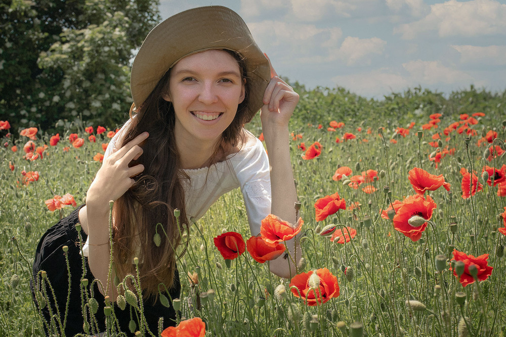 Фотографія Анастасія в маках / Наталя Сиротюк / photographers.ua