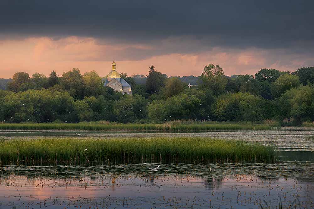 Фотографія Церква над річкою / Paul Drevnytskyi / photographers.ua