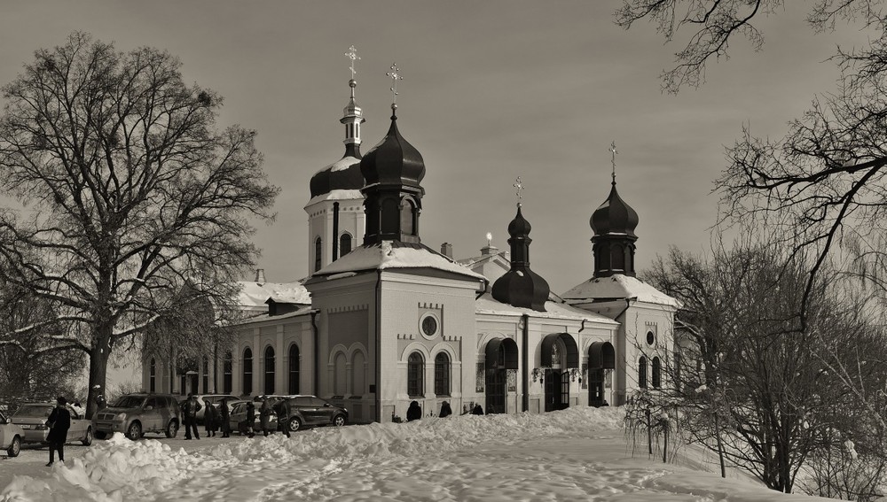 Фотографія Біля церкви... / Александр Конюшок (nikon2) / photographers.ua