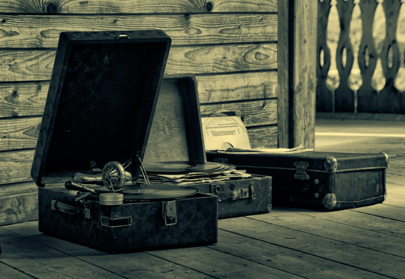 Фотографія и тихо плакал старый патефон.... / Валерий Томах / photographers.ua