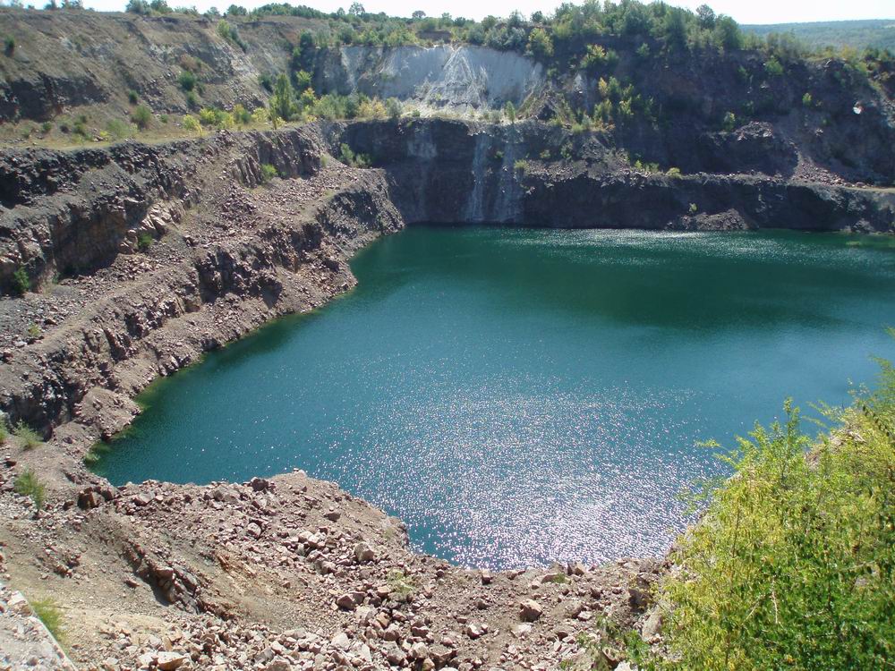 Фотографія Гранітний кар'єр на березі Південного Бугу / S A / photographers.ua